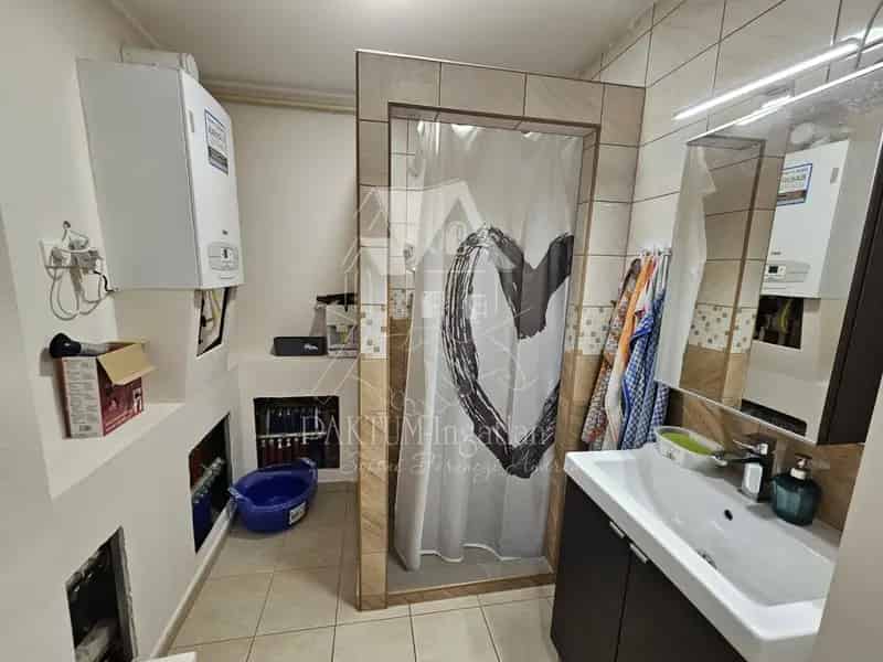 Ház Kiadó , Szolnoki járás, Alföld és Észak