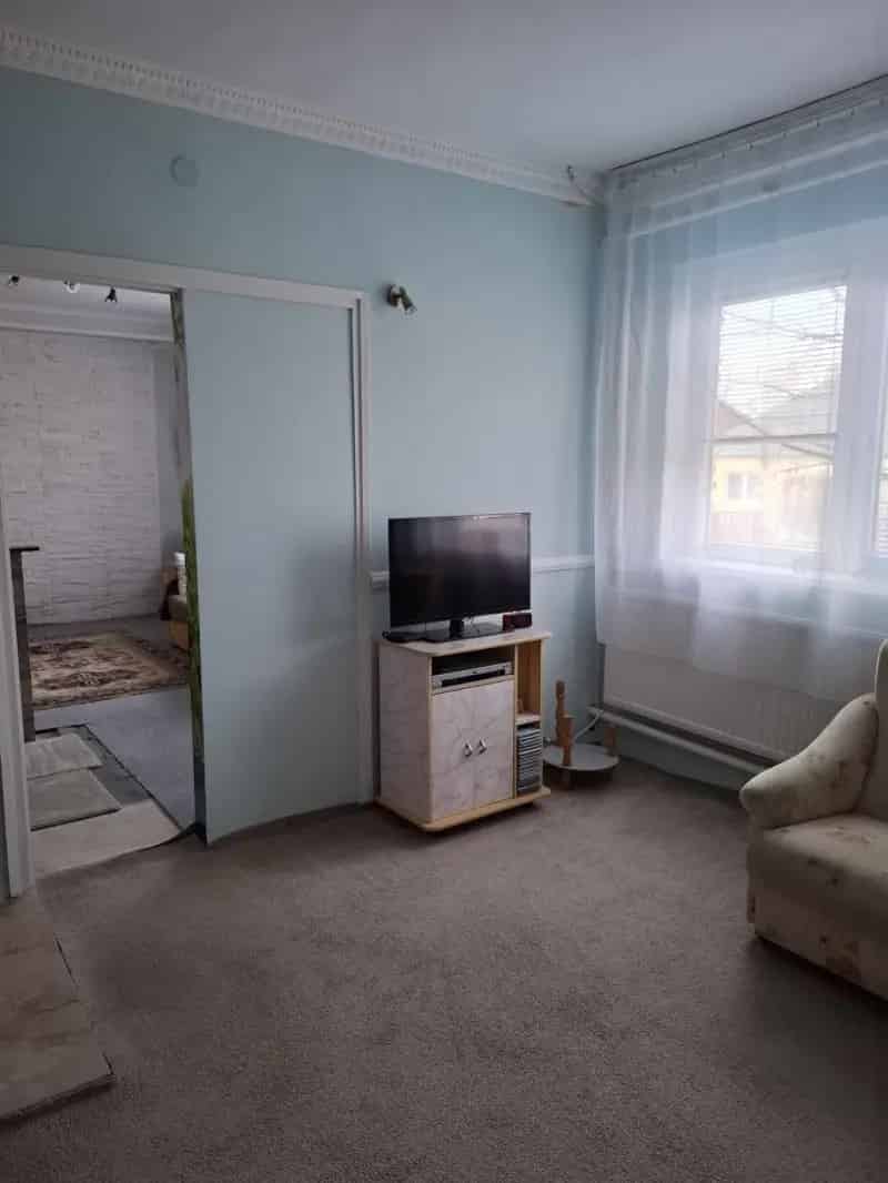 Ház Kiadó , Újfehértó, Alföld és Észak
