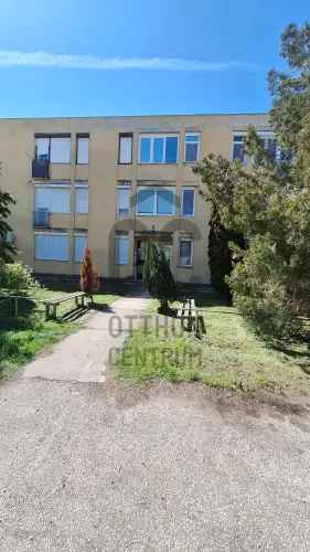 Sárbogárdi eladó lakás, DLK039340