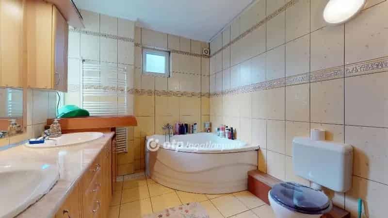 Ház Kiadó , Kazincbarcikai járás, Alföld és Észak