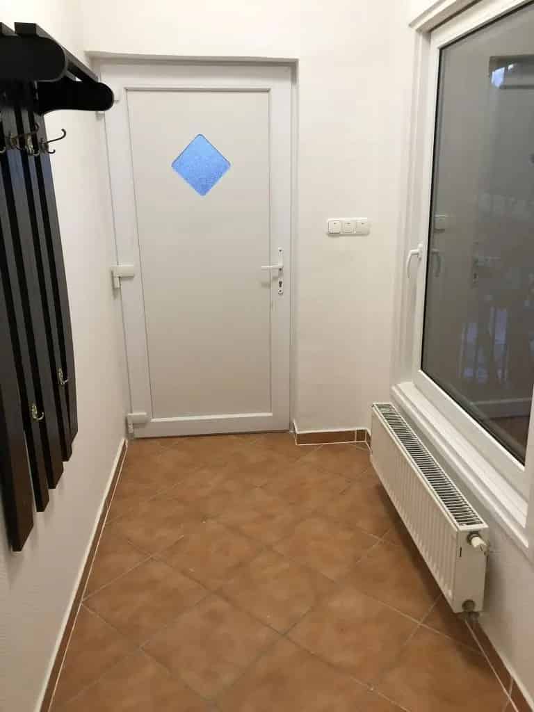 Ház Kiadó , Dunaújvárosi járás, Dunántúl