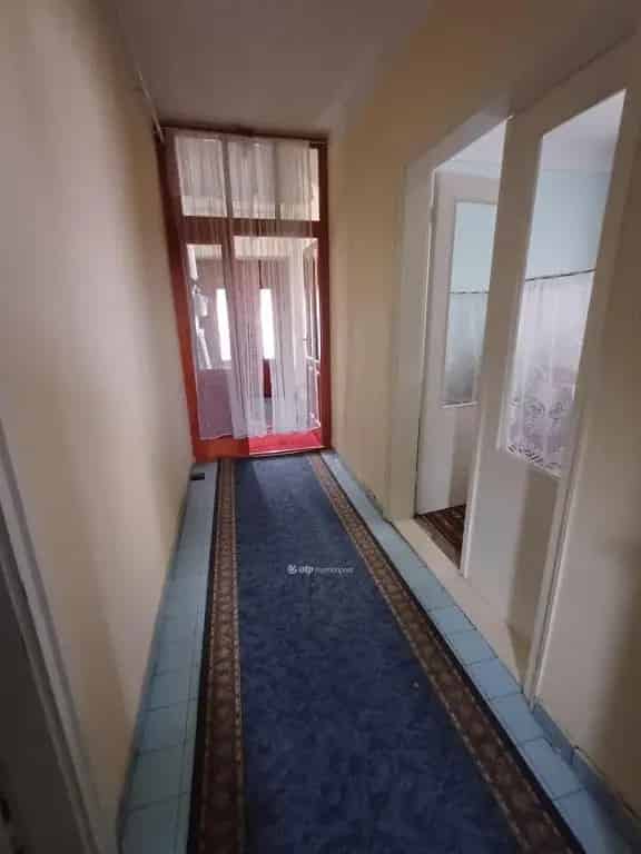 Ház Kiadó , Bajai járás, Alföld és Észak