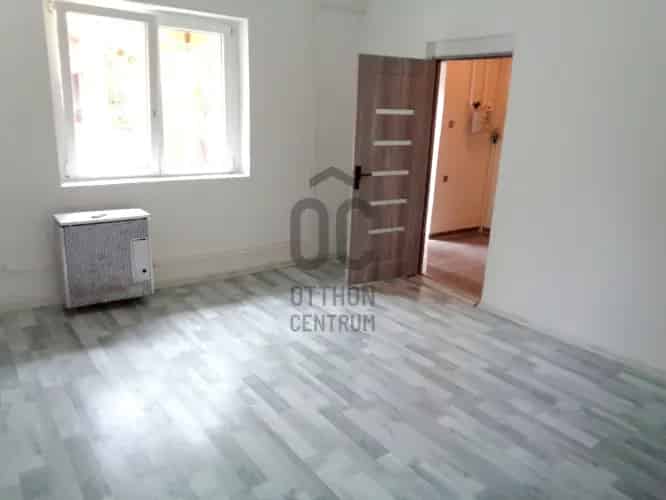 Kecskeméti eladó lakás, H504308