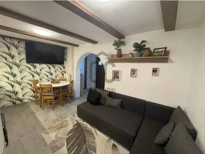 Pécsi eladó családi ház, DHZ067929