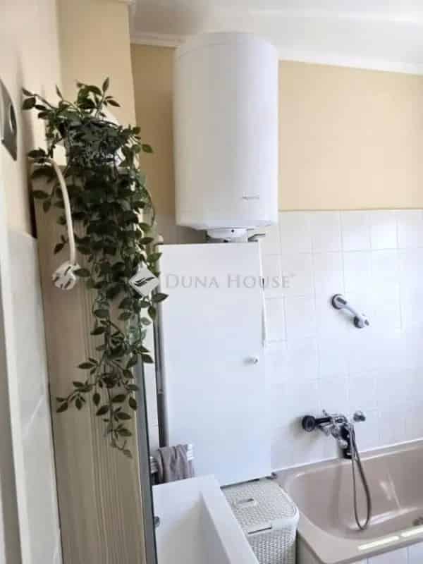 Ház Kiadó , Szombathelyi járás, Dunántúl
