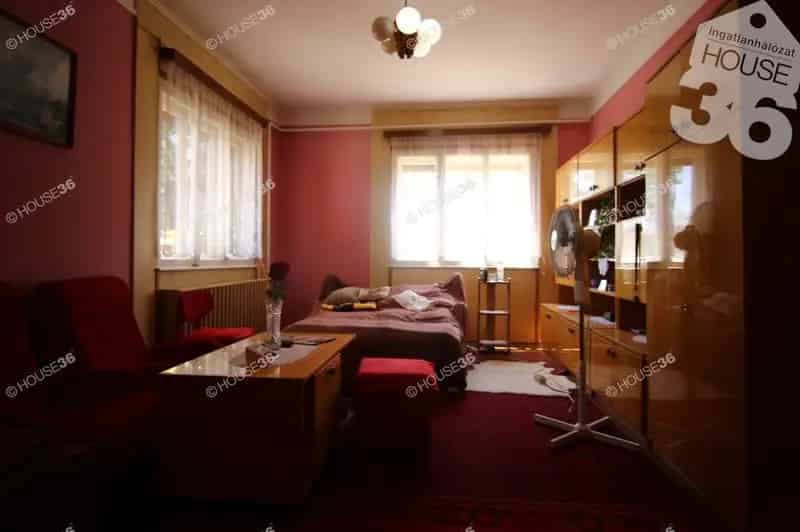 Ház Kiadó , Kiskőrösi járás, Alföld és Észak