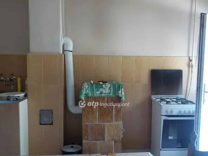 Ház Kiadó , Kaposvári járás, Dunántúl