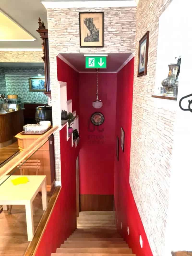 Üzleti célú Kiadó , Budapest, Közép-Magyarország