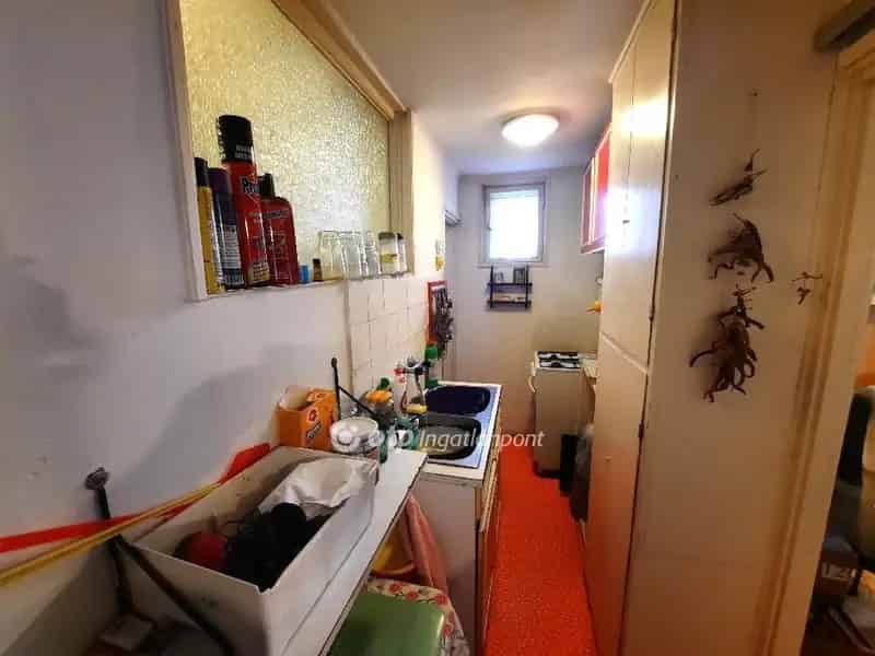 Telek Kiadó , Ceglédi járás, Közép-Magyarország