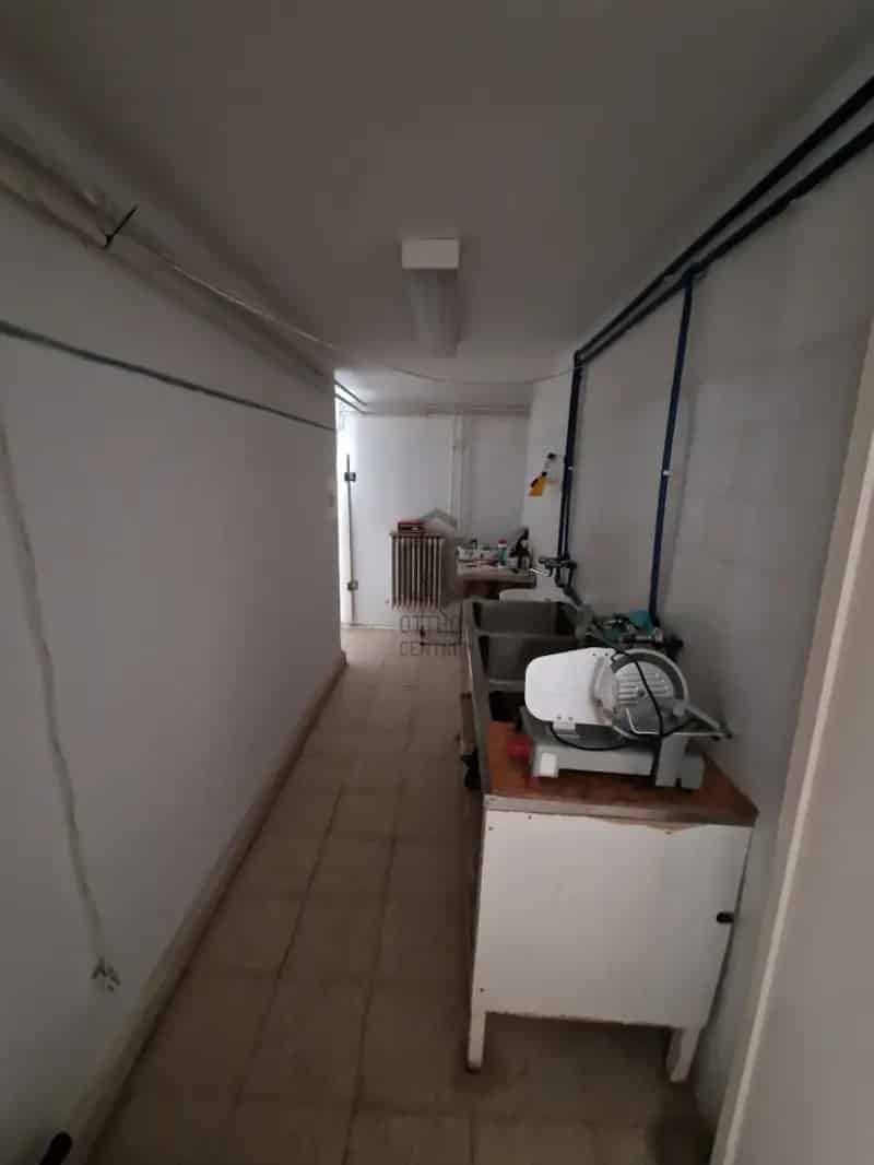 440 m2-es Pék Cukrászüzem Berzence - Teljesen Felszerelt Üzlet