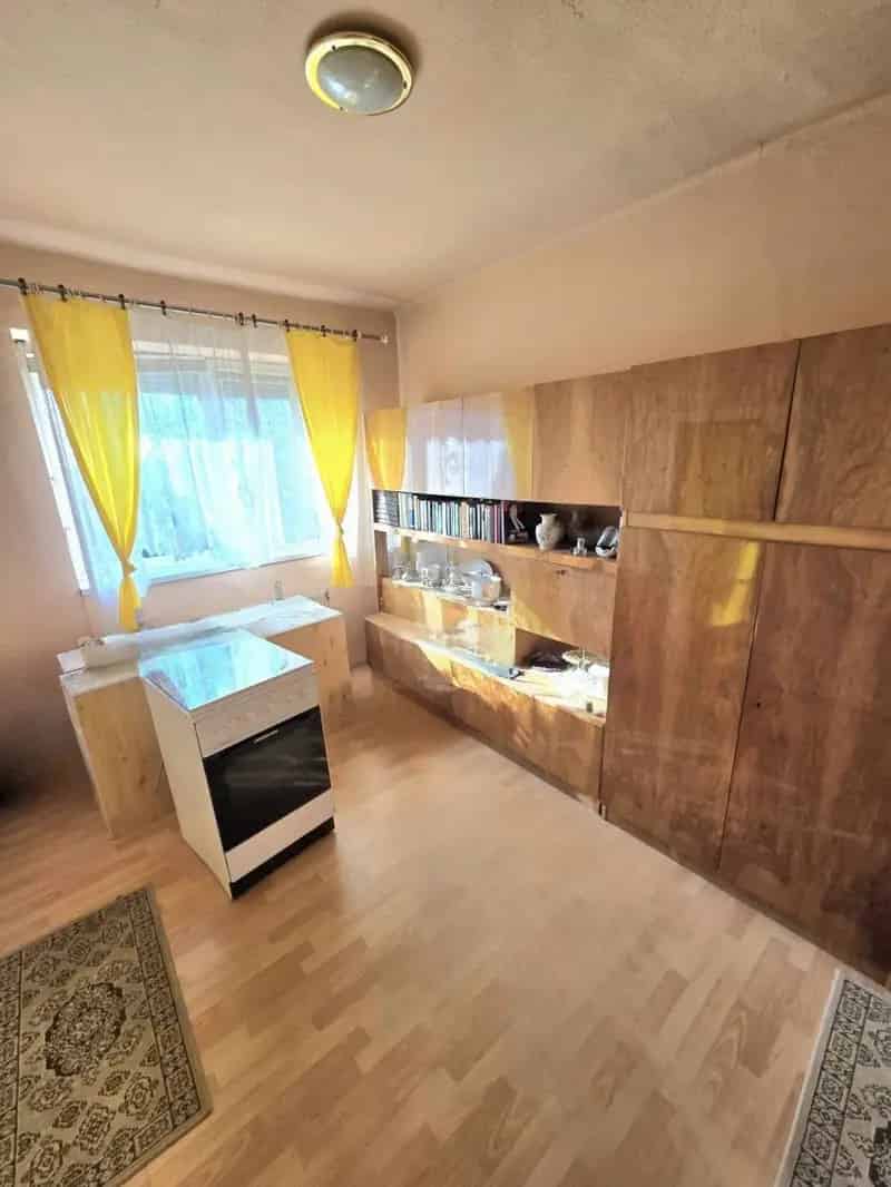 Ház Kiadó , Szerencsi járás, Alföld és Észak