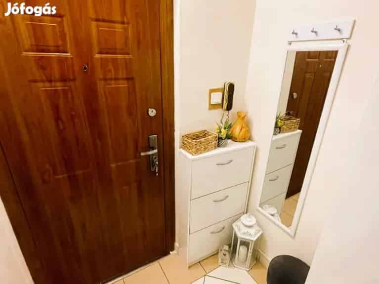 Debrecen Agrár Egyetem közelében 54 m2-es földszinti lakás eladó
