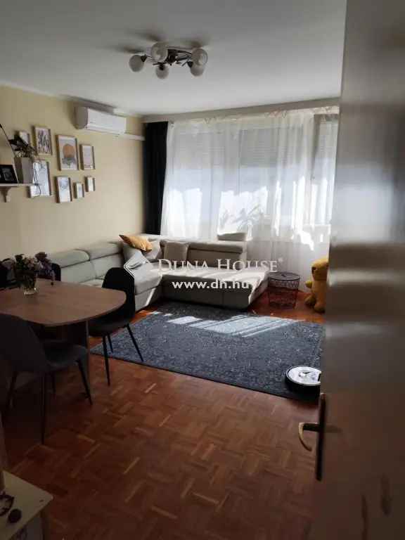 Ház Eladó , Budapest, Közép-Magyarország