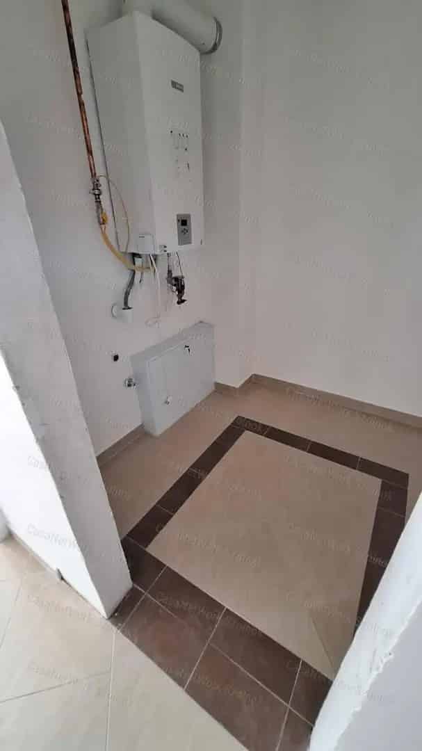 70 m2-es 2 szobás lakás Szolnok Liliom Lakóparkban eladó