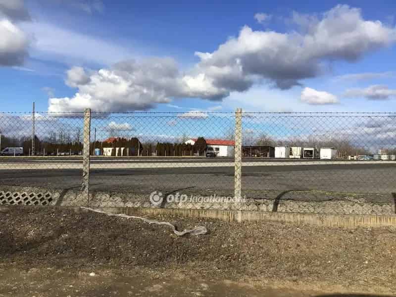 Telek Kiadó , Dabasi járás, Közép-Magyarország