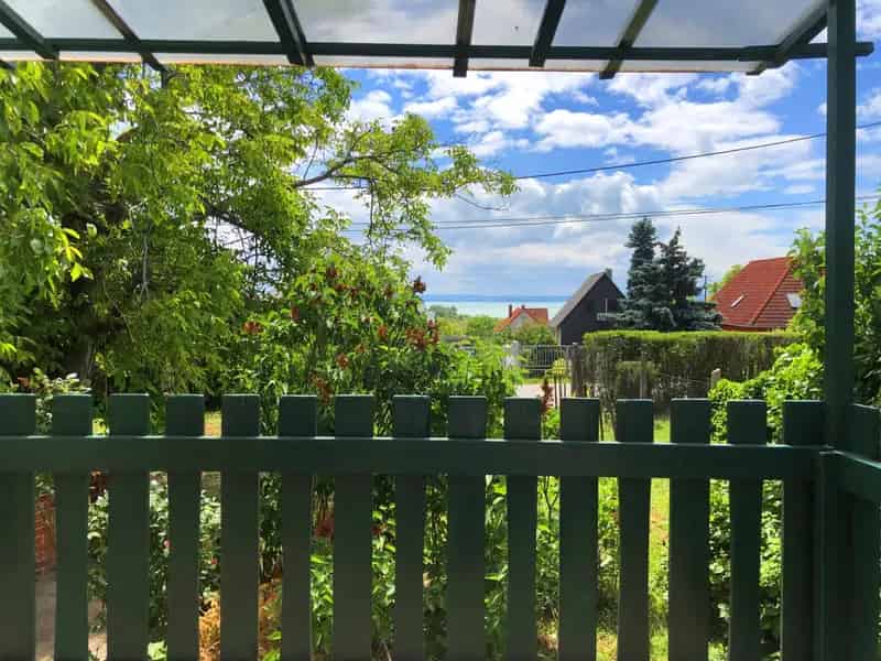 Csopakon elad balatoni panorms nyaral