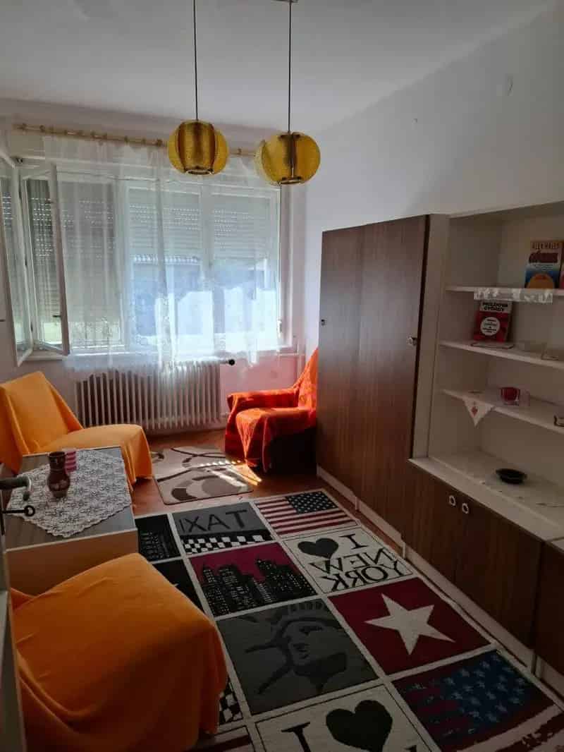 Ház Kiadó , Encsi járás, Alföld és Észak