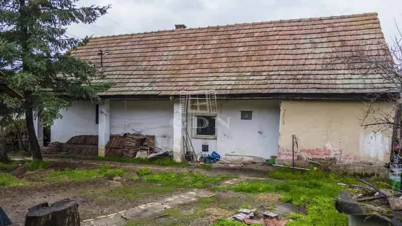 Telek Kiadó , Aszódi járás, Közép-Magyarország