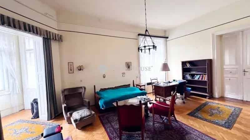 Ház Eladó , Budapest, Közép-Magyarország