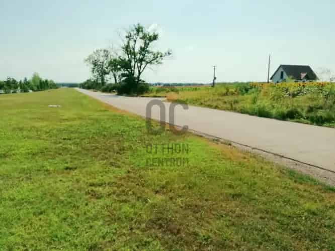 Környei eladó telek, T031841