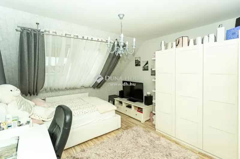 Ház Kiadó , Bonyhádi járás, Dunántúl