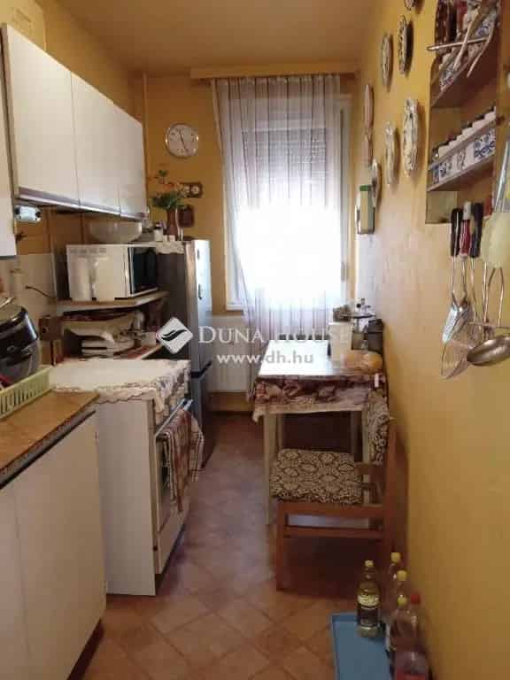 Lakás Eladó , Ajka, Dunántúl