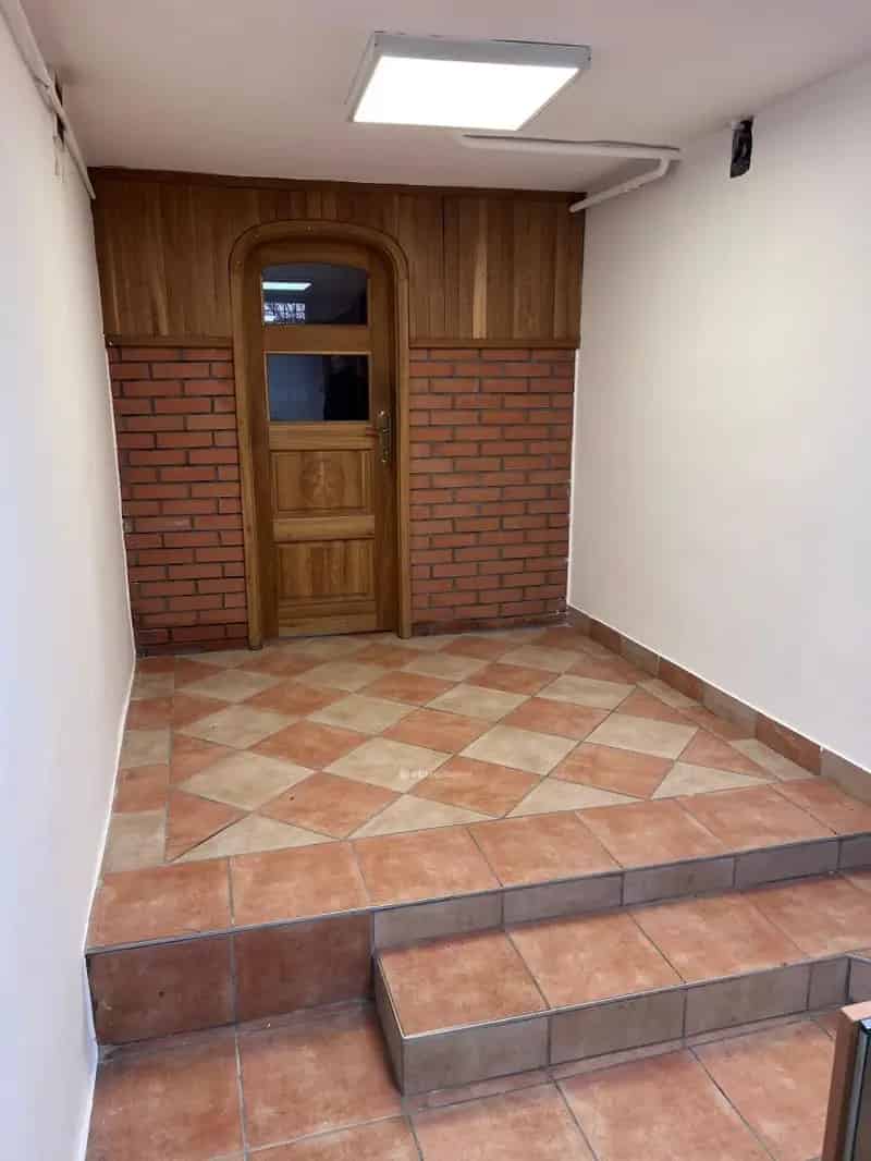 Üzleti célú Kiadó , Egri járás, Alföld és Észak
