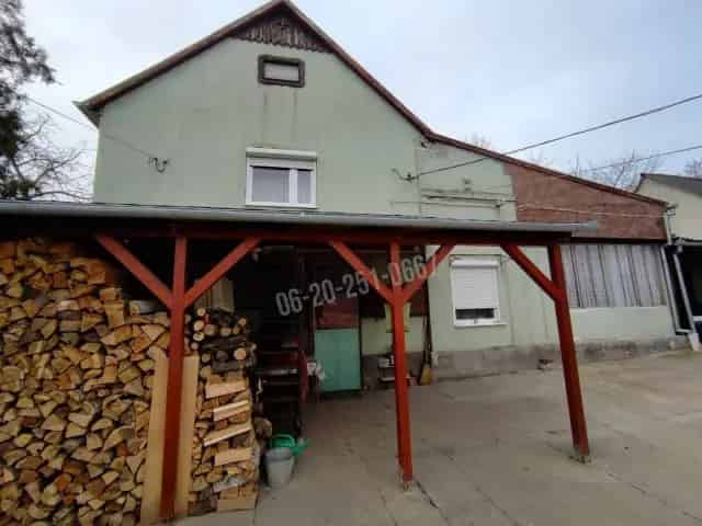Ház Kiadó , Mohácsi járás, Dunántúl
