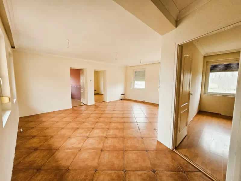 Ház Kiadó , Kiskunhalasi járás, Alföld és Észak