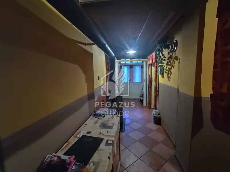 Ház Kiadó , Ózdi járás, Alföld és Észak