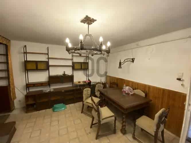 Budapest III. kerületi eladó családi ház, H432545