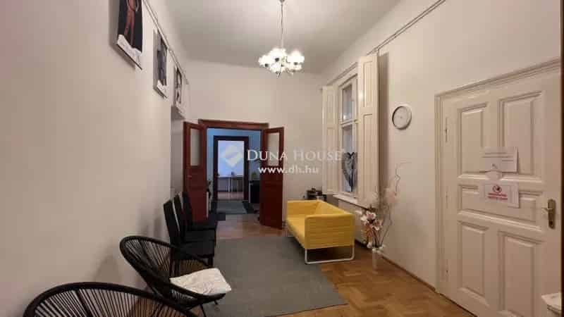 Ház Kiadó , Budapest, Közép-Magyarország