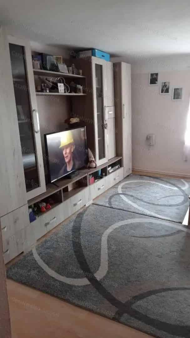 Ház Kiadó , Szolnoki járás, Alföld és Észak