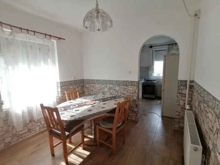 Ház Kiadó , Dunaújvárosi járás, Dunántúl