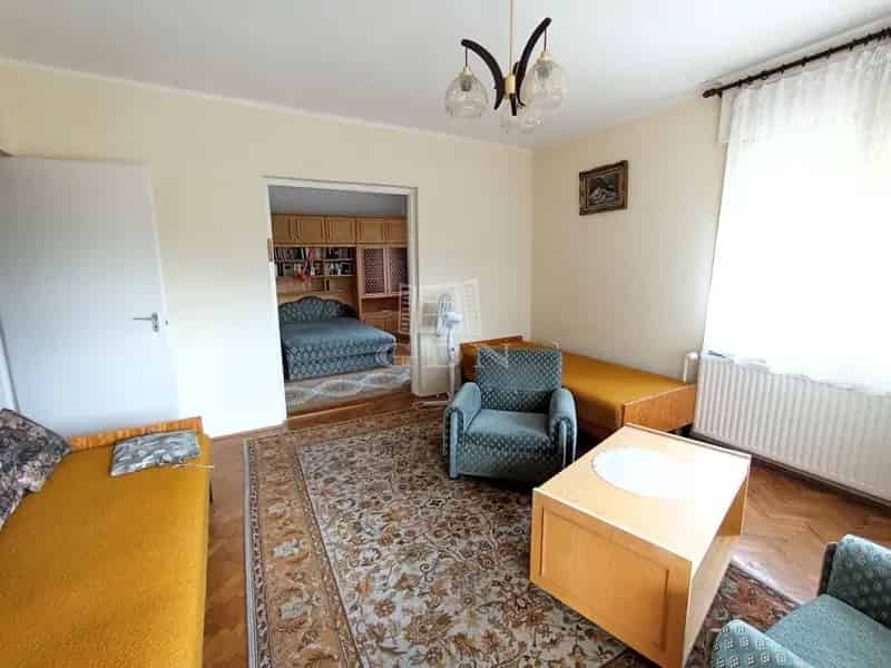 Ház Kiadó , Balatonfüredi járás, Dunántúl