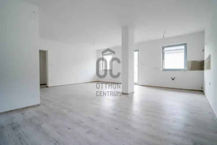 Székesfehérvári eladó újépítésű ikerház, U0045601