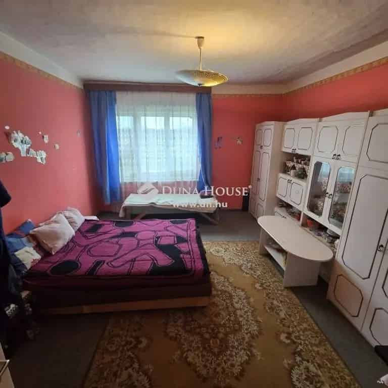 Telek Kiadó , Kiskőrösi járás, Alföld és Észak