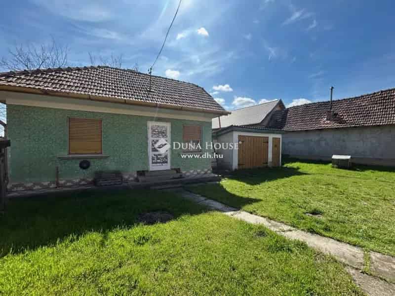 Ház Eladó , Pilis, Közép-Magyarország