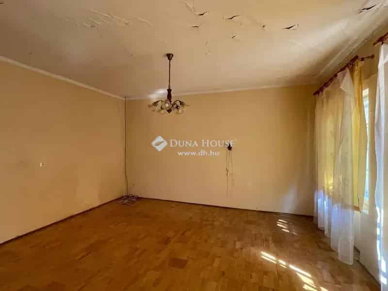 Ház Eladó , Arany János utca, Székesfehérvár, Dunántúl