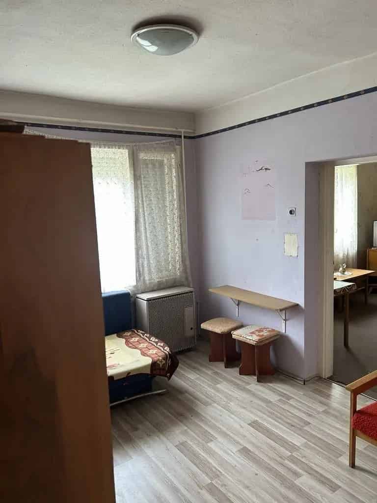 Tószegi családi ház eladó 52 nm 845 nm-es telken