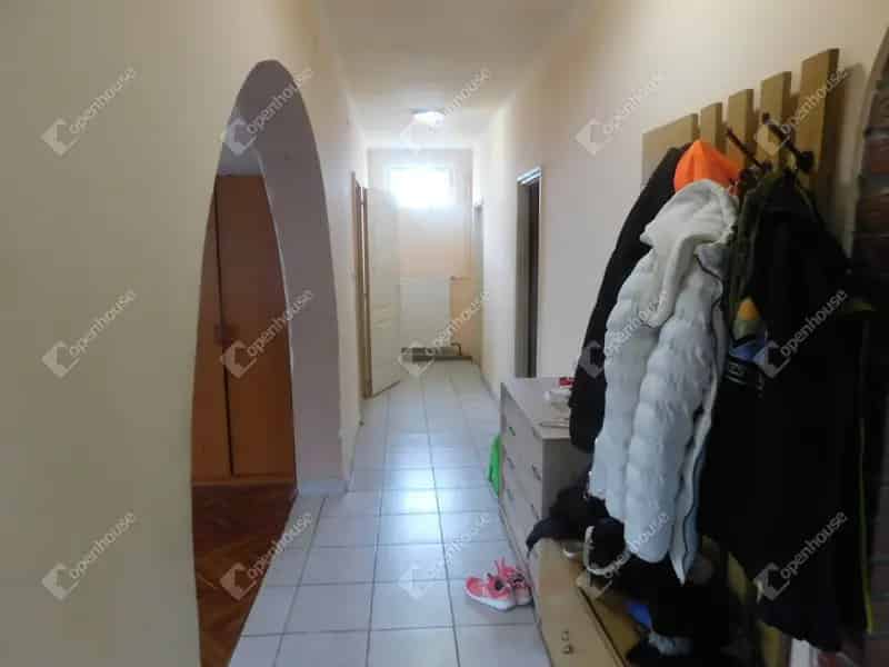 Ház Kiadó , Kaposvári járás, Dunántúl