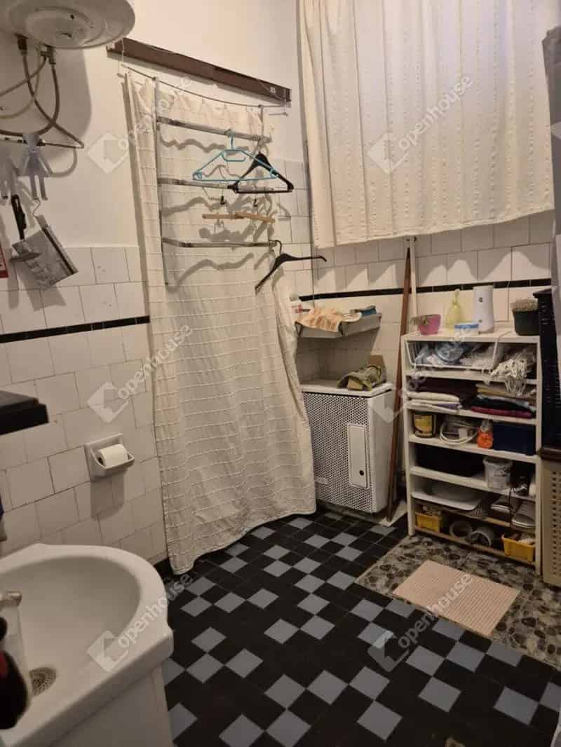 Ház Kiadó , Monori járás, Közép-Magyarország
