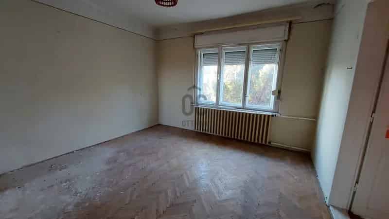 Ház Kiadó , Nagykátai járás, Közép-Magyarország