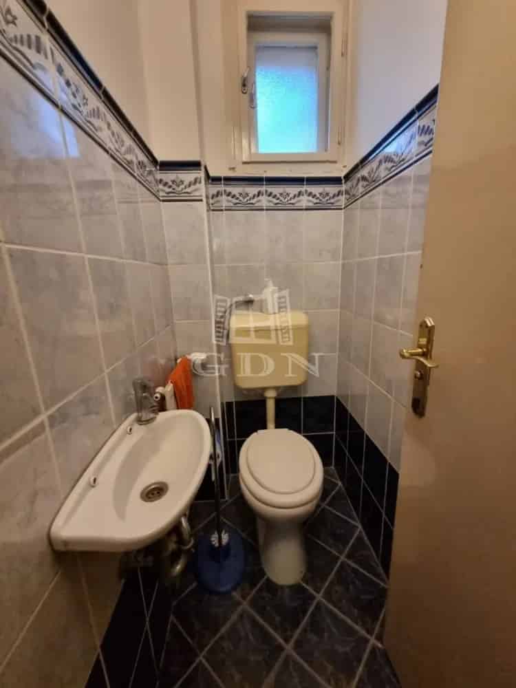 Ház Kiadó , Székesfehérvári járás, Dunántúl