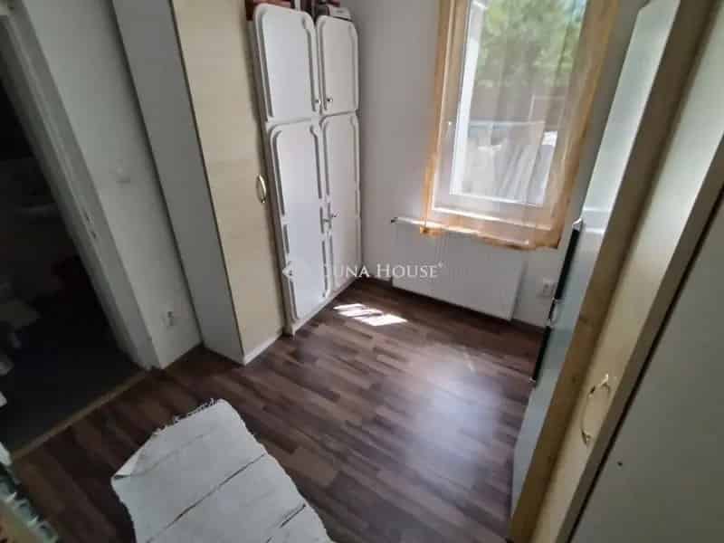 Ház Kiadó , Szigetszentmiklósi járás, Közép-Magyarország