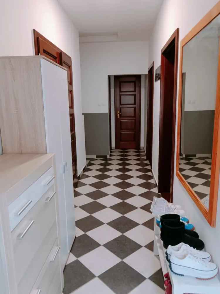 Ház Kiadó , Mohácsi járás, Dunántúl
