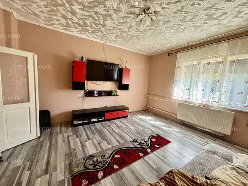 Izsófalván 100 m2-es 3 szobás családi ház eladó