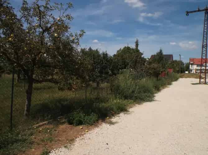 Pápai eladó telek, T038633