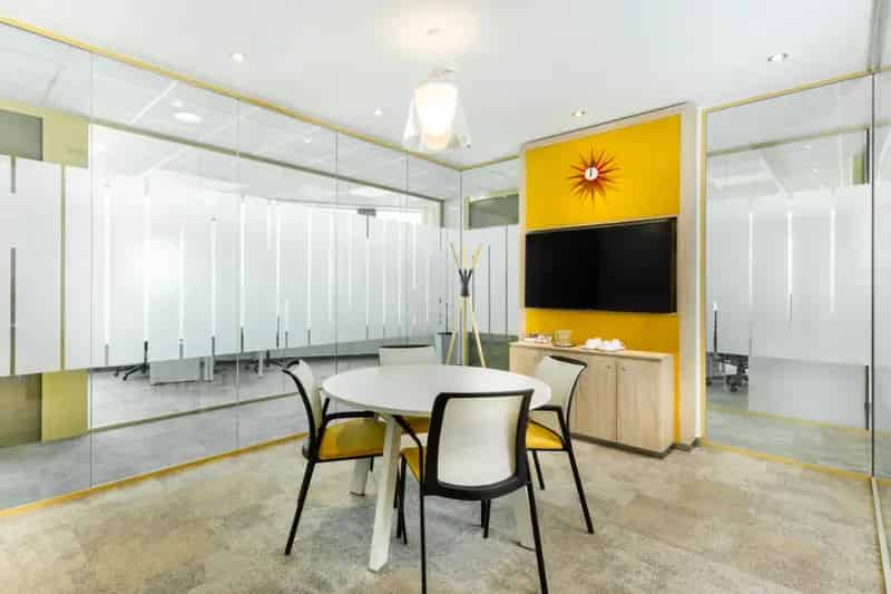Fedezze fel az Ön igényei szerinti munkavégzési lehetőségeket Regus Budapest One Centre
