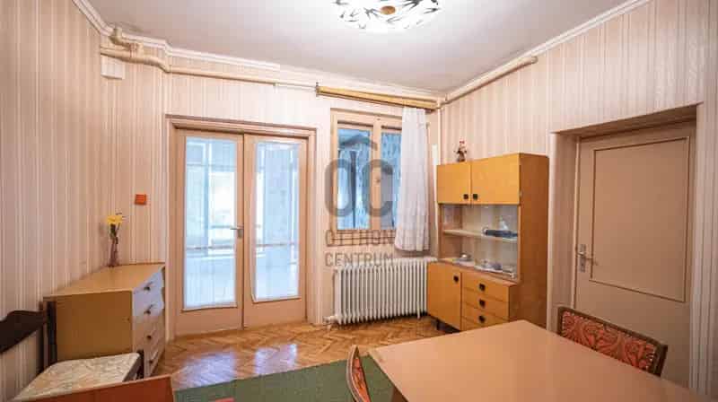 Tolnai eladó családi ház, H490193